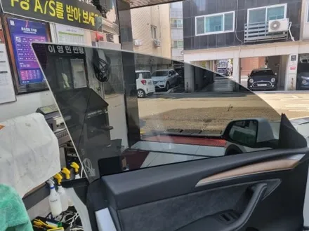 강남 테슬라Y with 레이노F95 썬팅 헤드라이트PPF 신차패키지 / 서울 서초구
