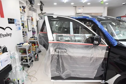 [카스토리] BMW X7 솔라가드 프리미엄 퀀텀 전면 19% 측후면 14% / 서울 서초구