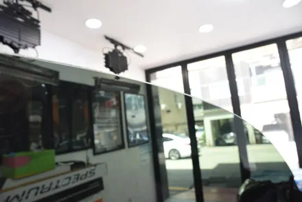 [카스토리]테슬라 모델Y 레이노 S9 전면 35% + 측후면 15% / 서울 서초구
