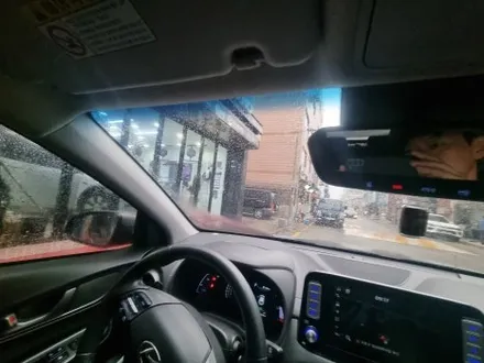 코나EV with 로얄시리즈101 비오는날 썬팅차량 시인성은 어떠할까? 확인은 썬팅의민족 양재 이영민썬팅 / 서울 서초구