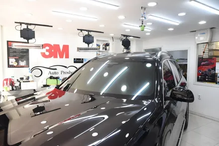 [카스토리] BMW X7 솔라가드 프리미엄 퀀텀 전면 + 파노라마썬루프 28% 측후면 8% / 서울 서초구
