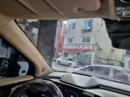 서초 카니발 3M 크리스탈 전문 썬팅 그래핀 유리막 코팅 / 서울 서초구