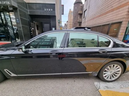 BMW7시리즈 with 로얄 7시리즈 필름 숫자까지 같은 고급의 끝판왕 썬팅의 민족은 이영민썬팅은 요기요 / 서울 서초구