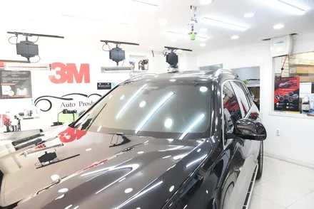 [카스토리] BMW X7 솔라가드 프리미엄 퀀텀 전면 + 파노라마썬루프 28% 측후면 8% / 서울 서초구