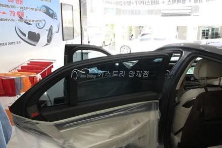 제네시스EQ900썬팅시공기 제네시스EQ900레이노썬팅 제네시스측열썬팅 제네시스레이노S9 프라이버시보호썬팅 짙은썬팅 / 서울 서초구