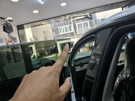 테슬라Y with 레이노S9 썬팅농도 도대체가 모르겠다면 양재 이영민썬팅 썬팅의민족은 요기요 / 서울 서초구