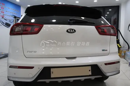 레이노썬팅시공 기아니로레이노썬팅 니로썬팅전문 아이나비QXD950블랙박스장착 전문점 / 서울 서초구