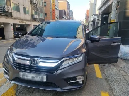 강남 혼다 오딧세이 존슨R 전면 측면 부분썬팅 시인성 좋은 미국필름 / 서울 서초구