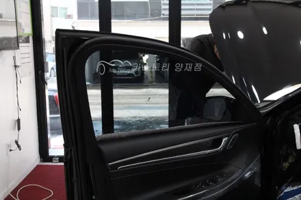 3M썬팅시공전문점에서 보조배터리 에코파워팩23C설치까지 전문가에게 맡겨주세요~ / 서울 서초구