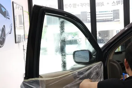 그랜드카니발썬팅 시공기 그랜드카니발레이노썬팅 그랜드카니발전면썬팅 그랜드카니발기존썬팅필름제거 / 서울 서초구