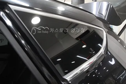 싼타페썬팅 레이노 크로마썬팅 R9 QXD1000알파 블랙박스장착 / 서울 서초구