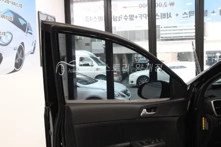 썬팅추천업체 스포티지QL썬팅 스포티지3M썬팅시공 스포티지블랙박스장착 스포티지썬팅전문점 스포티지열차단 자외선차단썬팅 / 서울 서초구