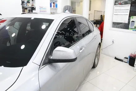 강남수입차썬팅 BMW3레이노썬팅 수입차레이노썬팅 레이노썬팅전문점 열차단썬팅 자외선차단썬팅 / 서울 서초구