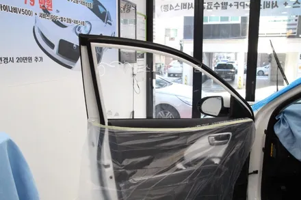 3M오토필름전문샵 양재점 기아니로썬팅시공 니로3M썬팅 열차단썬팅 자외선차단썬팅필름 / 서울 서초구