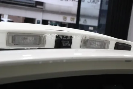 블랙박스 장착점  K5 후방카메라 교체 블랙박스 2채널 후방카메라 기존제품 탈거 후 교체 / 서울 서초구