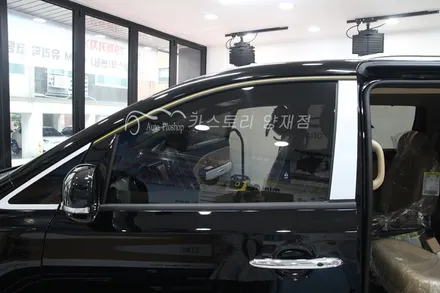 양재동썬팅 카니발신차패키지 레이노S9전면썬팅 S7측후면썬팅 뷰게라 블랙박스장착 서비스PPF / 서울 서초구
