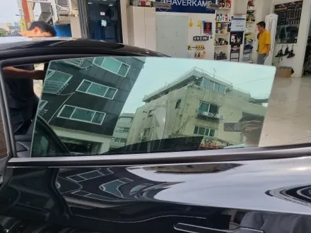 서초 테슬라3 퀀텀 검은색 차량에 어울리는 반사썬팅 / 서울 서초구