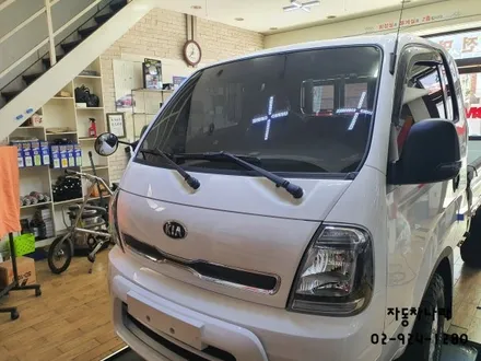 기아봉고3 레이노썬팅,블랙박스,가죽시트,조수석 열선시트작업 / 서울 성북구 삼선동4가