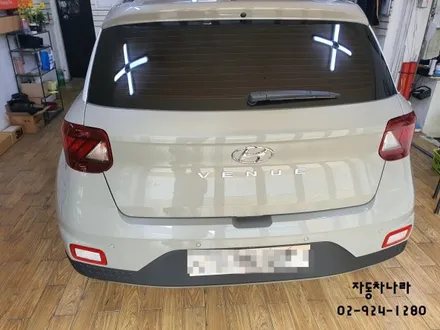 베뉴 레이노S9 썬팅및 파인뷰LX3000작업 / 서울 성북구 삼선동4가