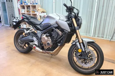 동탄 바이크랩핑 혼다 CB650R 브러쉬드 티타늄 부분랩핑 / 화성시 동탄 반송동