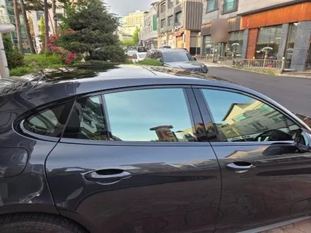 용인 랩핑, 포르쉐 파나메라4 크롬죽이기로 향상된 스포티함 전수! / 화성시 동탄 반송동