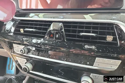 BMW530i 하이그로시 타입 실내내장제 스크래치방지 실내PPF / 화성시 동탄 반송동