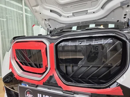 용인 랩핑. BMW G45 X3 아이코닉 글로우 그릴 크롬죽이기 시공으로 M50 분위기 구현! / 화성시 동탄 반송동