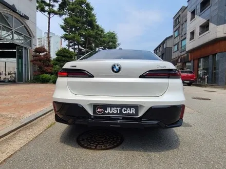 동탄 랩핑, 크롬죽이기 시공 아직도 망설이고 계신가요? 고광택 필름이 정답일 텐데요. / 화성시 동탄 반송동
