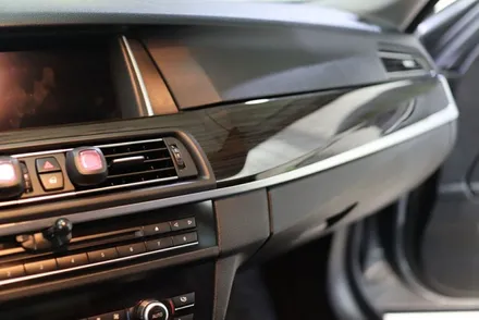 bmw 실내랩핑 유광 카본 / F10 대구 / 카앤맨 / 대구 북구 검단동
