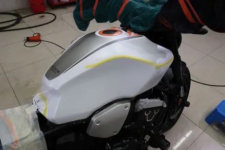 혼다 CB1000R 연료탱크 무광 ppf 시공 / 대구 카앤맨 / 대구 북구 검단동