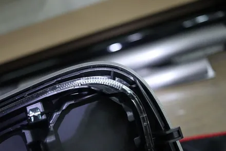 벤츠 c클래스 실내랩핑 / 센터패시아 티타늄 브러시 시공 / 대구 카앤맨 / 대구 북구 검단동