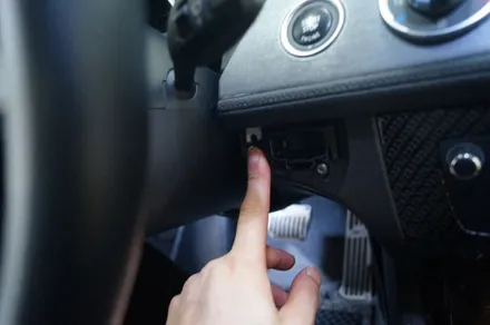 대구 자동차 실내랩핑 bmw z4 블랙 카본 시공 카앤맨 / 대구 북구 검단동