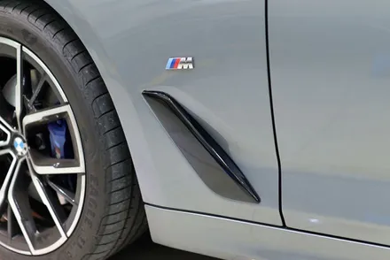 BMW 5시리즈 크롬 죽이기 / 윈도 몰딩 / 에어 브리더 / 그릴 교체 시공 / 대구 카앤맨 / 대구 북구 검단동