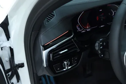 자동차 실내랩핑 / bmw g30 매트릭스 블랙 / 대구 카앤맨 / 대구 북구 검단동