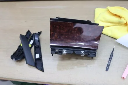 자동차 실내 랩핑 인기 필름 2종 / 3M 매트릭스 블랙과 티타늄 브러시 필름을 이용한 파사트 우드 랩핑 시공 / 대구 카앤맨 / 대구 북구 검단동