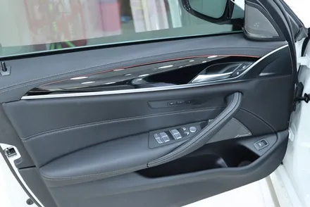 자동차 실내랩핑 / bmw g30 매트릭스 블랙 / 대구 카앤맨 / 대구 북구 검단동