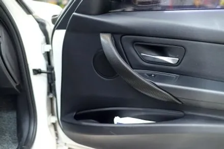 자동차 실내랩핑 / BMW F30 / 블랙 카본 시공 / 대구 카앤맨 / 대구 북구 검단동