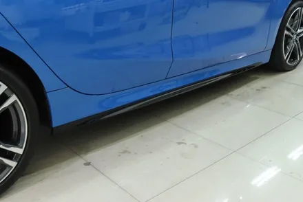 대구 bmw 1시리즈 f40 사이드 스커트 포인트 랩핑 / 카앤맨 / 대구 북구 검단동