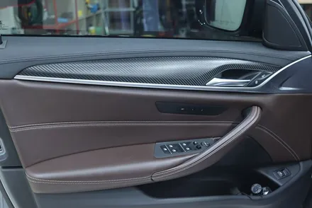 대구 실내랩핑 시공 / bmw g30 블랙 카본 / 카앤맨 / 대구 북구 검단동