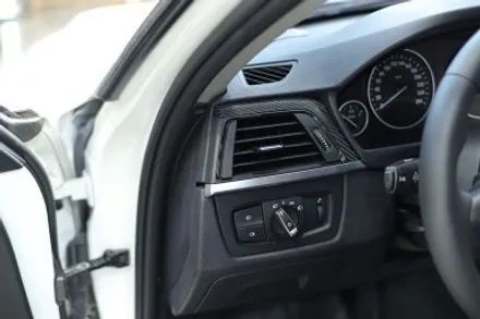 자동차 실내랩핑 / BMW F30 / 블랙 카본 시공 / 대구 카앤맨 / 대구 북구 검단동