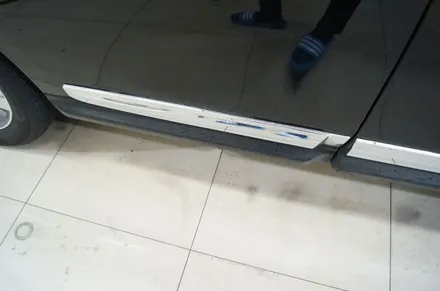 대구 닛산 패스파인더 실내랩핑(블랙 브러쉬) 시공 카앤맨 / 대구 북구 검단동