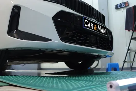 BMW G20 3시리즈 / 사이드데칼 시공/ 50주년 엠블럼 / 휠 캡 교체 작업 / 대구 카앤맨 / 대구 북구 검단동