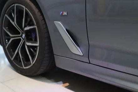 BMW 5시리즈 크롬 죽이기 / 윈도 몰딩 / 에어 브리더 / 그릴 교체 시공 / 대구 카앤맨 / 대구 북구 검단동
