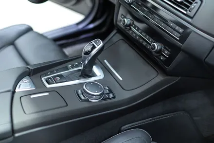 bmw 실내랩핑 / f10 5시리즈 / 매트릭스 블랙 /대구 카앤맨 / 대구 북구 검단동