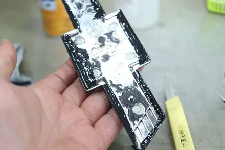 쉐보레 트랙스 엠블럼 크롬죽이기 랩핑 / 대구 카앤맨 / 대구 북구 검단동
