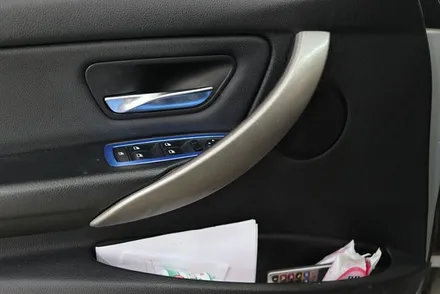 bmw 3시리즈 (F30) 자동차 실내 랩핑 (리얼 카본) 대구 / 카앤맨 / 대구 북구 검단동