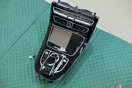 대구 벤츠 e클래스 센터페시아 랩핑 / 카앤맨 / 대구 북구 검단동