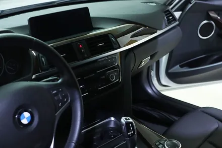 대구 자동차 실내랩핑 / BMW 3시리즈 (F30) 티타늄 브러쉬 / 카앤맨 / 대구 북구 검단동