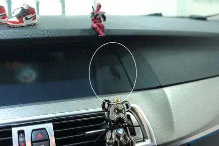 BMW F10 모니터 마감재 테두리 벗겨짐 랩핑 / 작업을 권하지 않는 작업 ㅎㅎ / 대구 북구 검단동