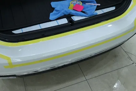 대구 ppf 생활보호 필름 / 도어스텝 카본 랩핑 시공 / BMW 6GT / 카앤맨 / 대구 북구 검단동